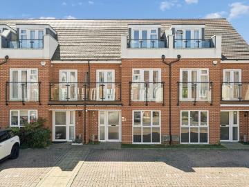 4 bedroom townhouse for sale