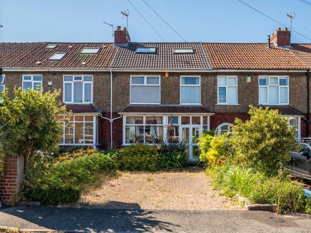 4 bedroom terraced house for sale