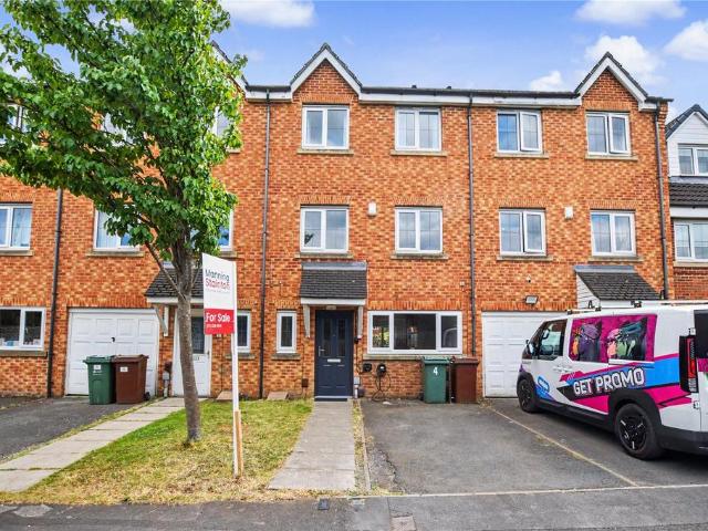 4 bedroom terraced house for sale