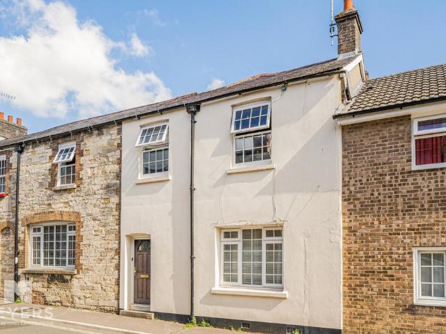 4 bedroom terraced house for sale