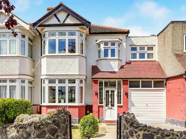 4 bedroom terraced house for sale