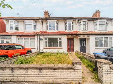 4 bedroom terraced house for sale
