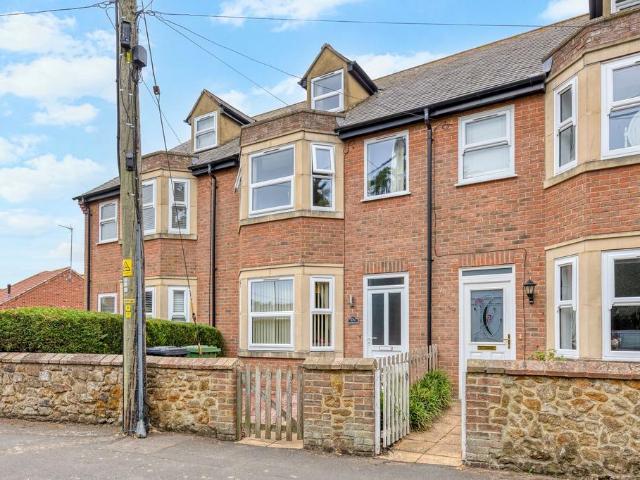 4 bedroom terraced house for sale
