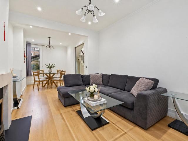 4 bedroom terraced house for sale