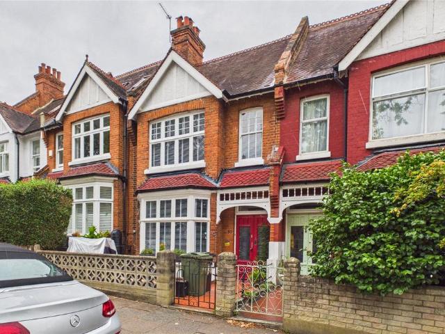 4 bedroom terraced house for sale
