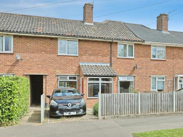 4 bedroom terraced house for sale