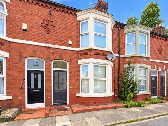 4 bedroom terraced house for sale