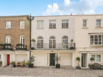 4 bedroom terraced house for sale
