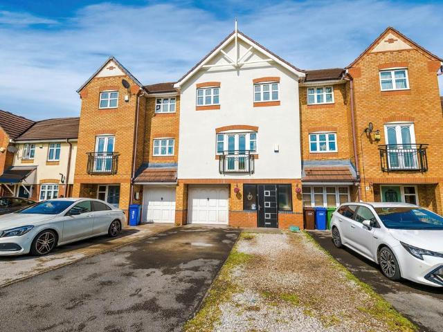 4 bedroom townhouse for sale