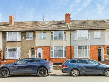 4 bedroom terraced house for sale