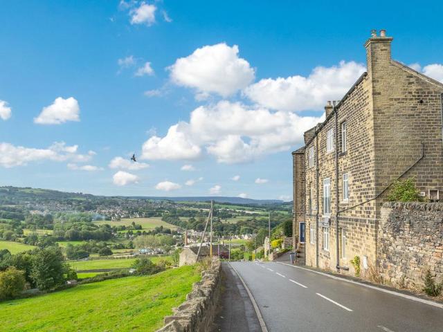 4 bedroom terraced house for sale