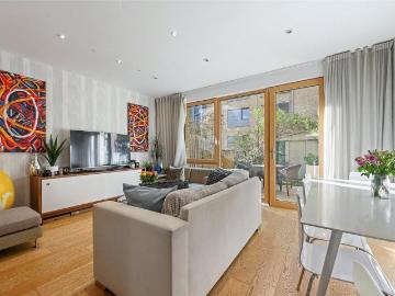 House for sale in Shepherd's Bush - Garden
