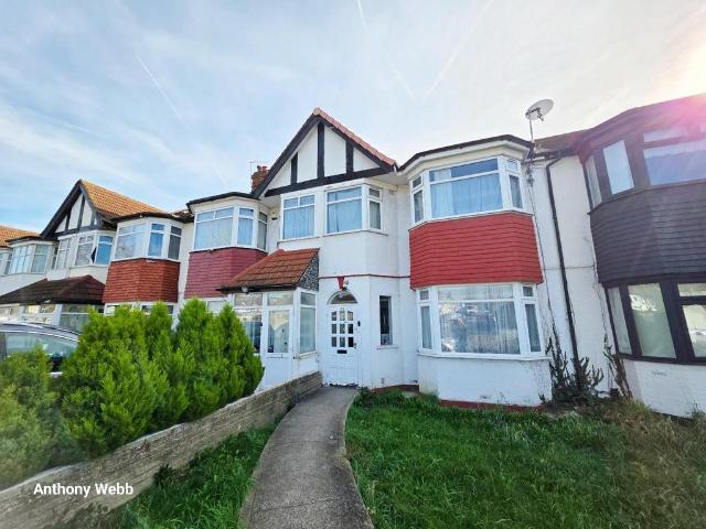 4 bedroom terraced house for sale