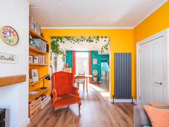 4 bedroom terraced house for sale