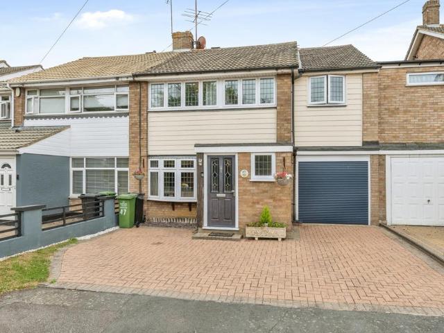 4 bedroom terraced house for sale