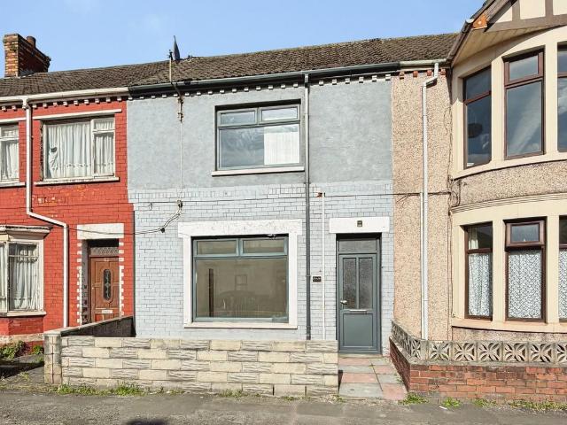 4 bedroom terraced house for sale