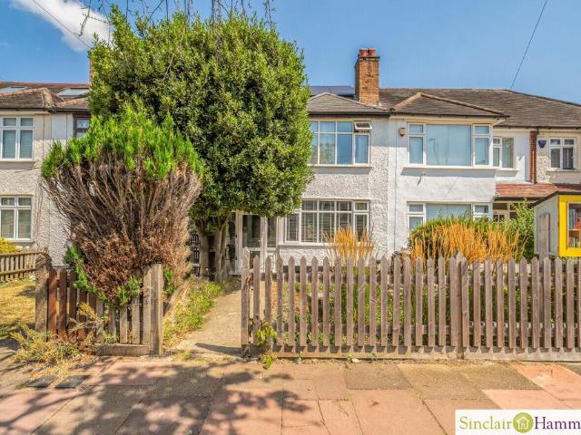 4 bedroom terraced house for sale