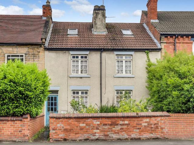4 bedroom terraced house for sale