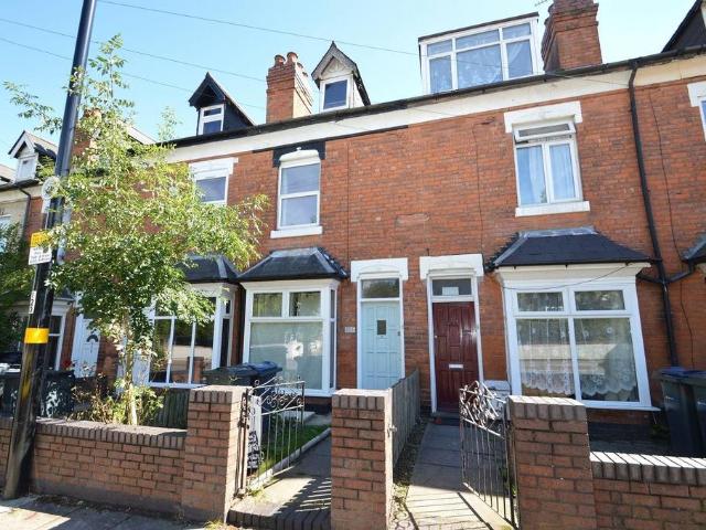 4 bedroom terraced house for sale