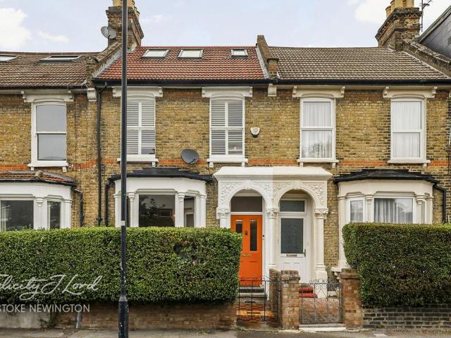 4 bedroom terraced house for sale