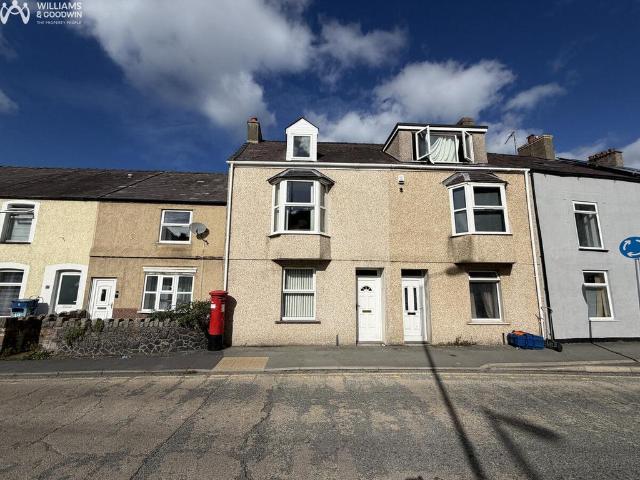 4 bedroom terraced house for sale