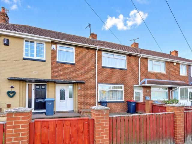 4 bedroom terraced house for sale