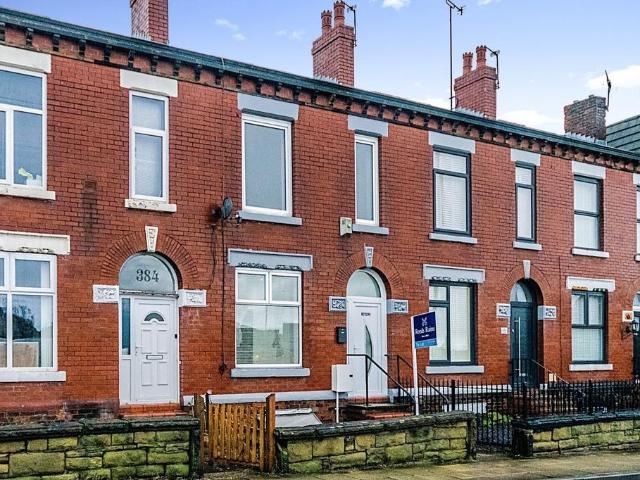 4 bedroom terraced house for sale