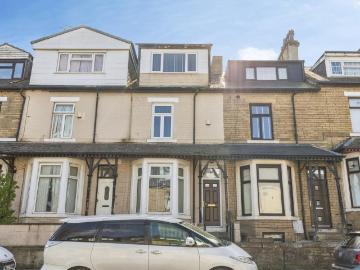 4 bedroom terraced house for sale