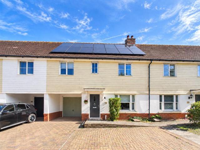 4 bedroom terraced house for sale