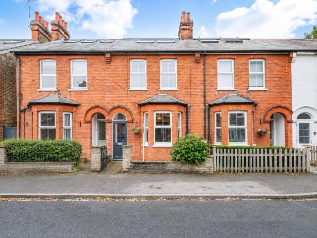 4 bedroom terraced house for sale