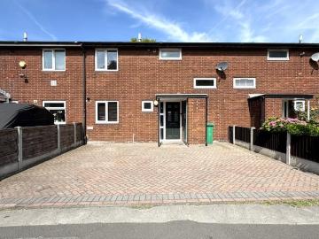4 bedroom terraced house for sale