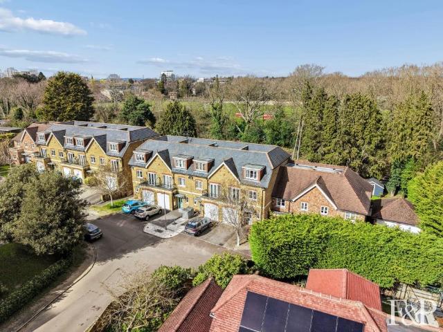 4 bedroom townhouse for sale