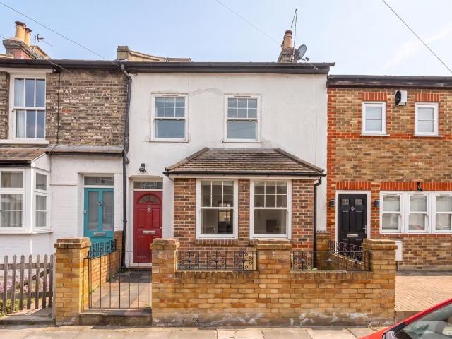 4 bedroom terraced house for sale