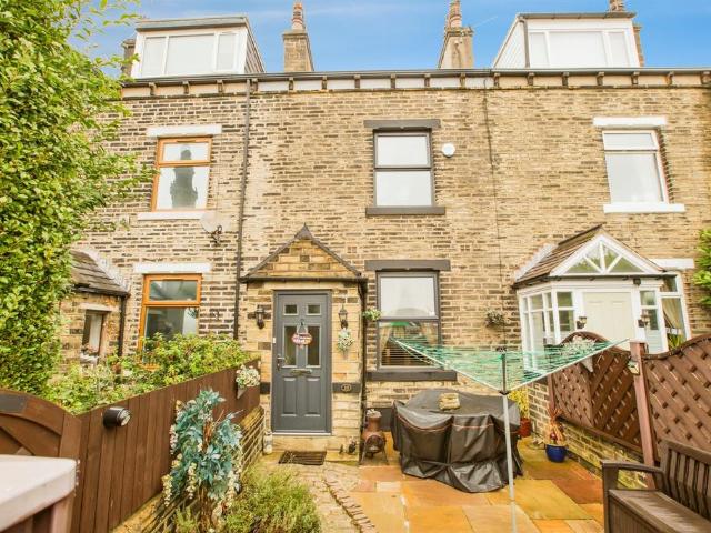 4 bedroom terraced house for sale