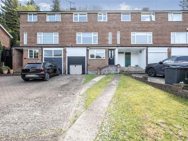 4 bedroom terraced house for sale