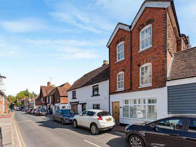 4 bedroom terraced house for sale