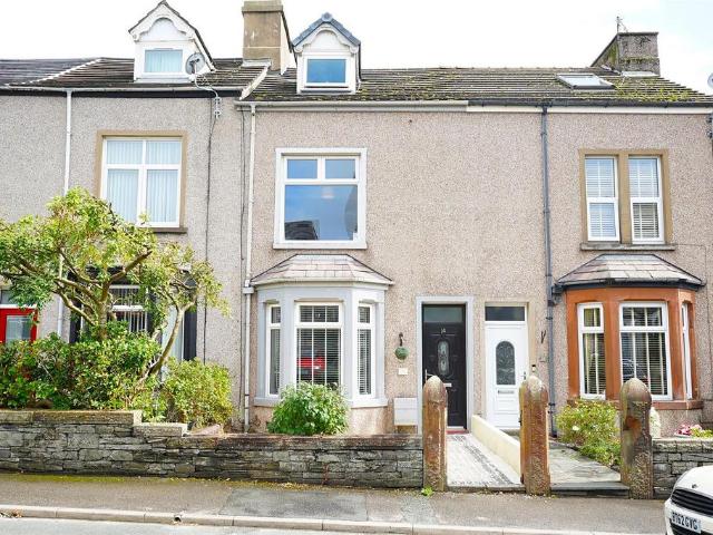 4 bedroom terraced house for sale