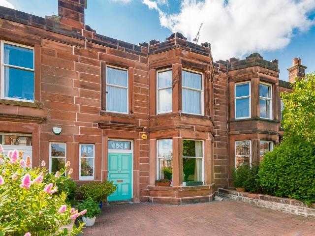 4 bedroom terraced house for sale