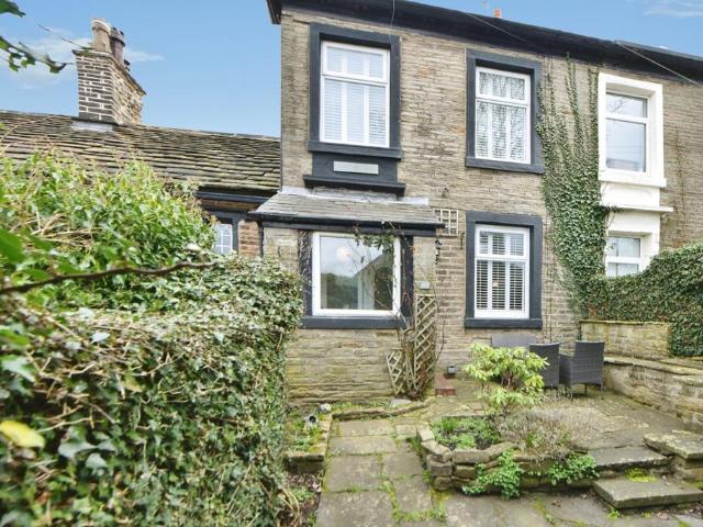 4 bedroom terraced house for sale