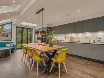 Harlesden, London, Greater London - Garden