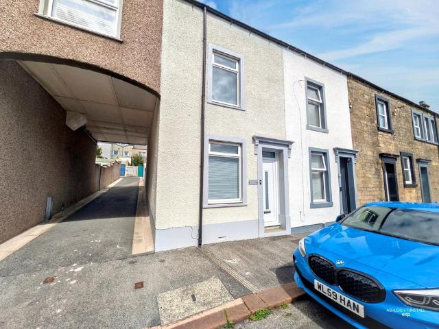 4 bedroom terraced house for sale