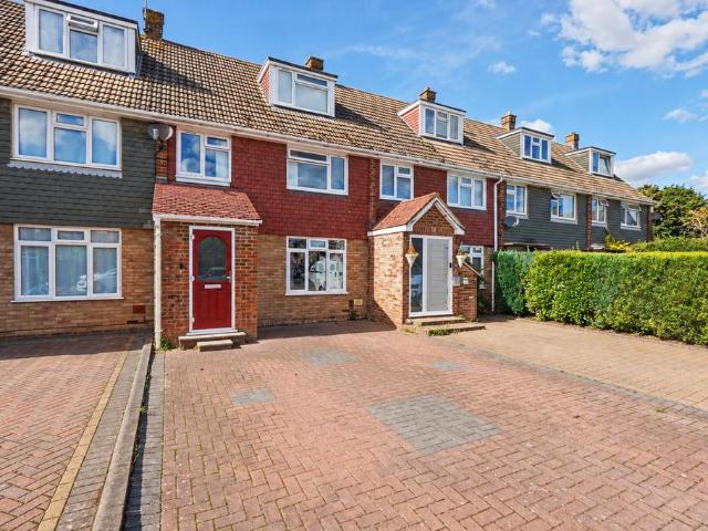 4 bedroom terraced house for sale
