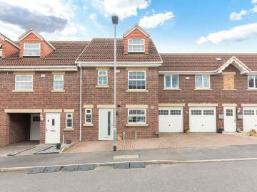 4 bedroom terraced house for sale