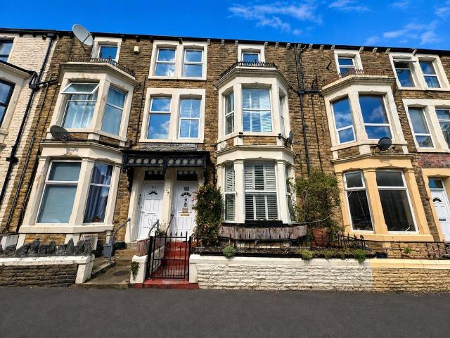4 bedroom terraced house for sale