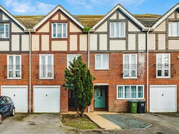 Arun, West Sussex county, Sussex - Balcony