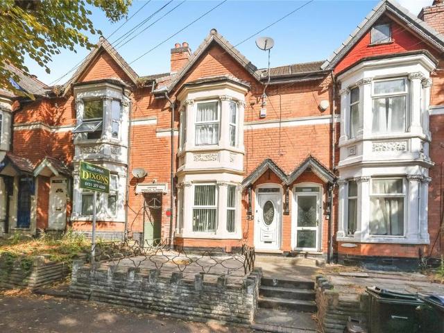 4 bedroom terraced house for sale