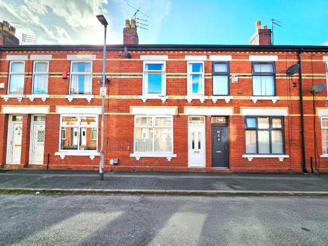 4 bedroom terraced house for sale
