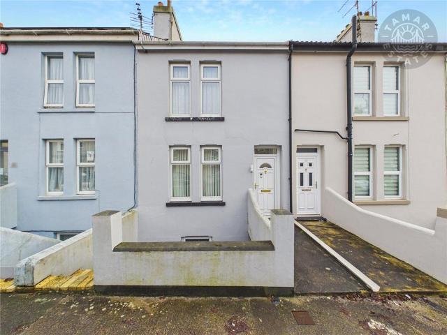 4 bedroom terraced house for sale