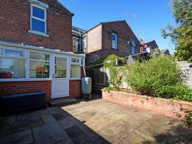 4 bedroom terraced house for sale in Marlcliffe Road, Wadsley, S6