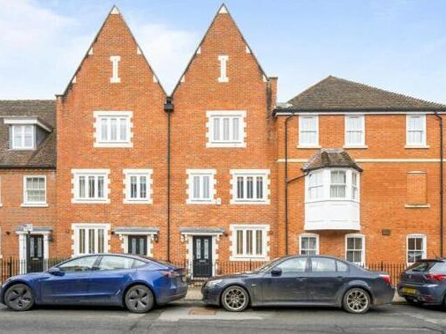 4 Bedroom Terraced House For Sale In Salisbury